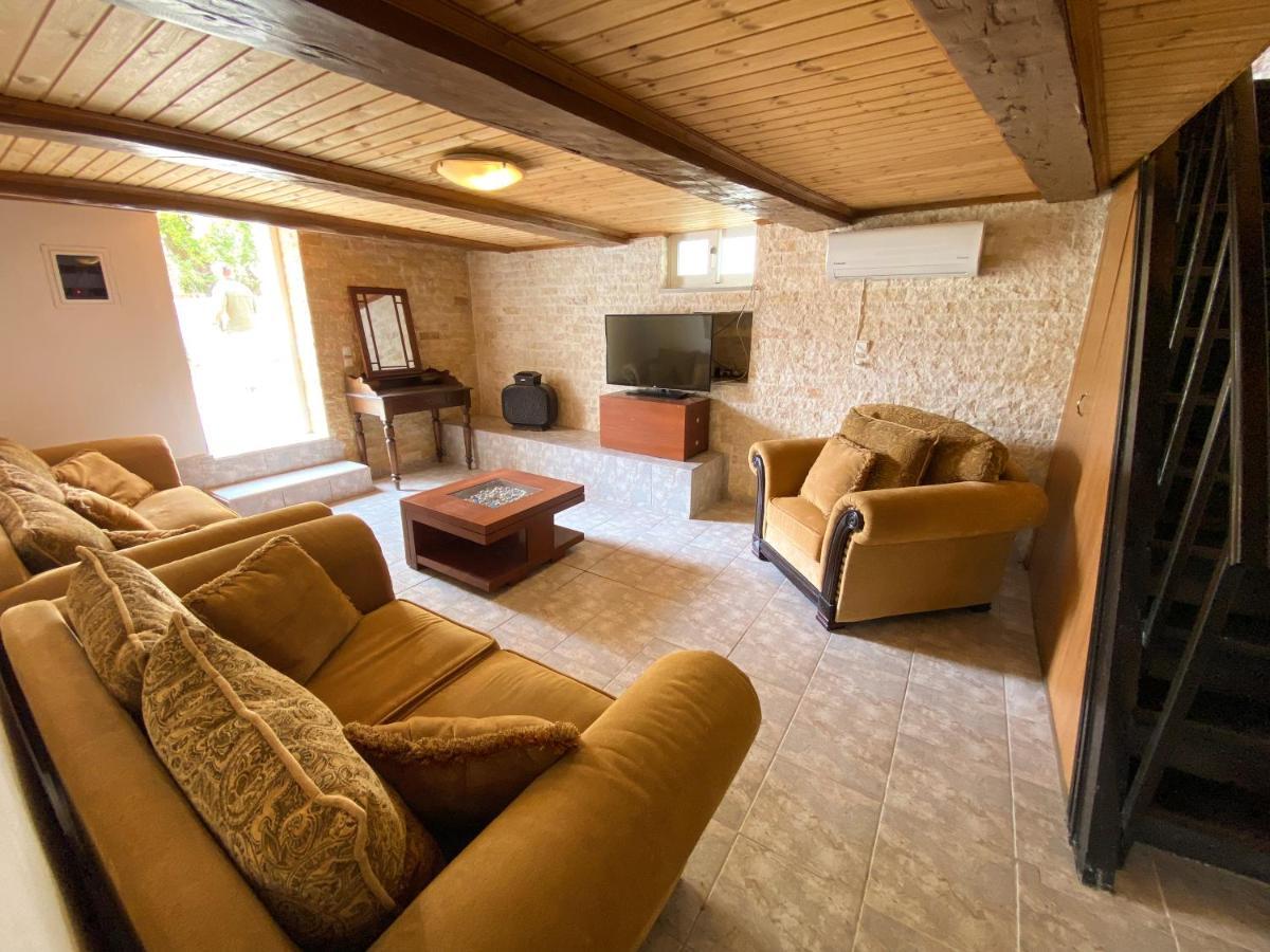 شقة Pulchra Campis,Private Pool,Wifi,Parking Nerokouros المظهر الخارجي الصورة