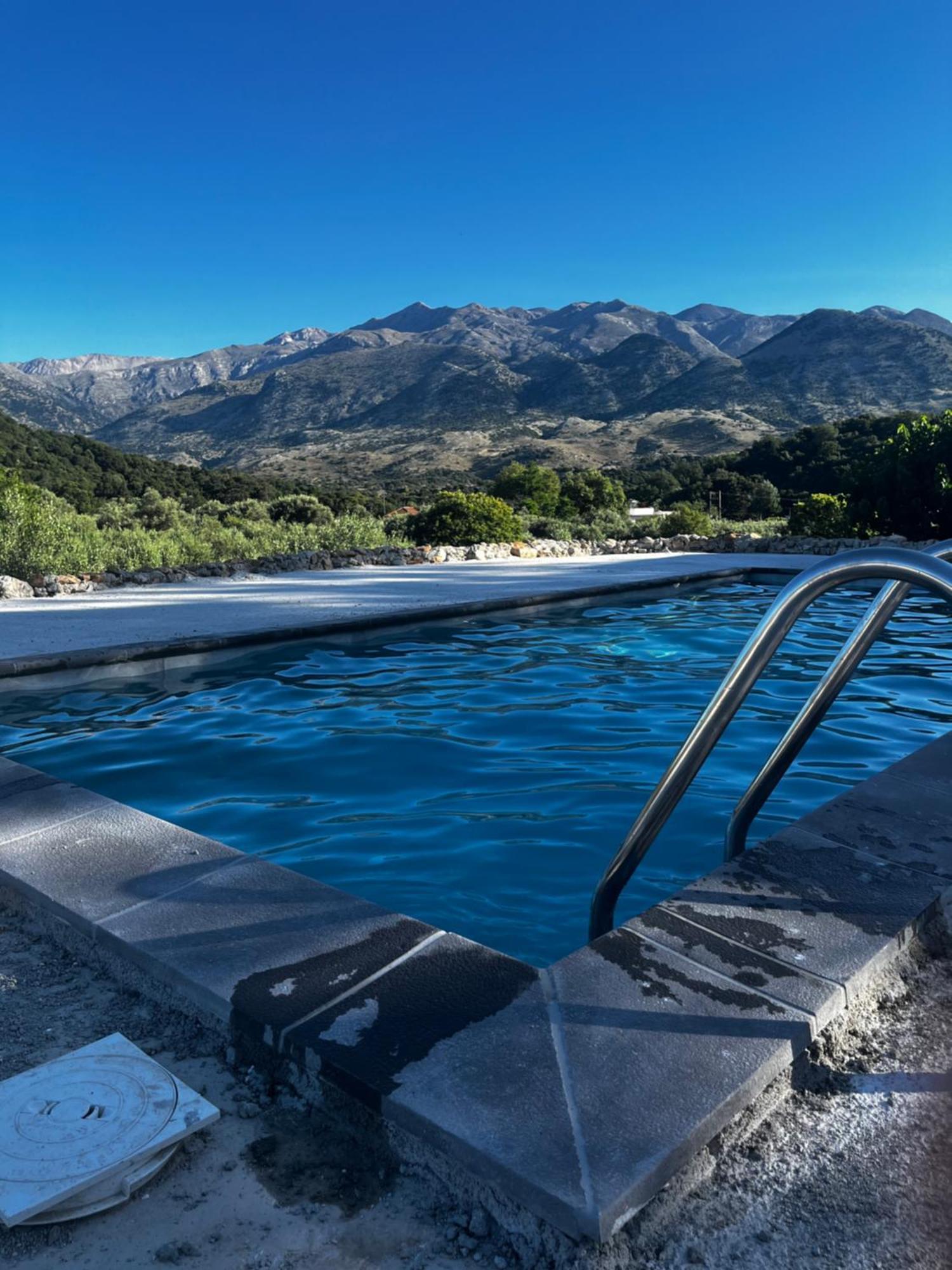 شقة Pulchra Campis,Private Pool,Wifi,Parking Nerokouros المظهر الخارجي الصورة