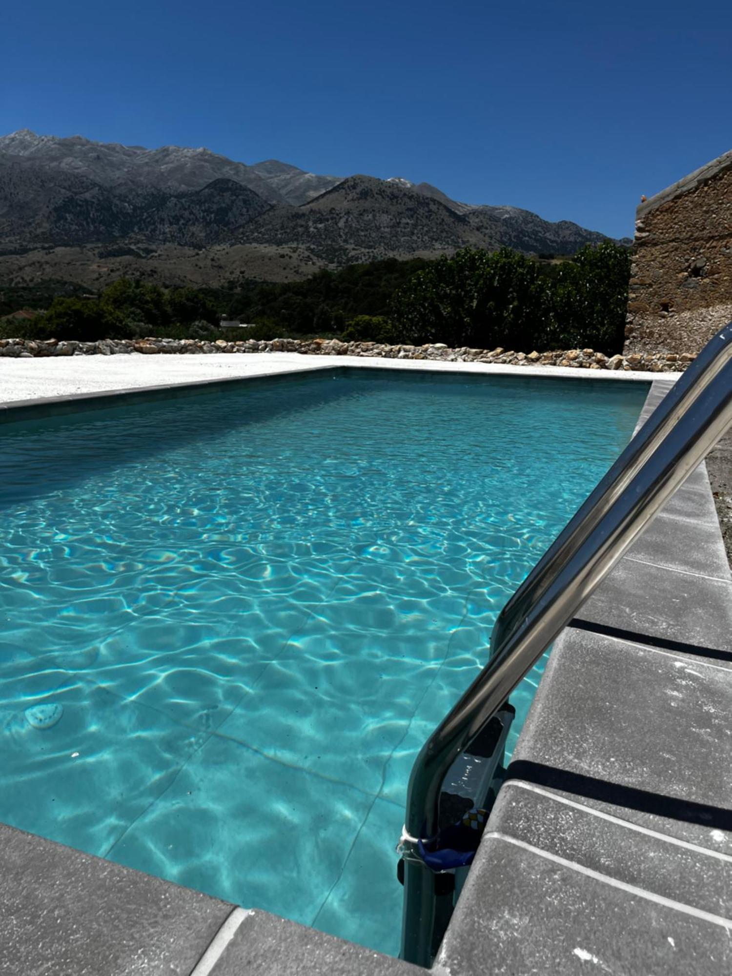 شقة Pulchra Campis,Private Pool,Wifi,Parking Nerokouros المظهر الخارجي الصورة